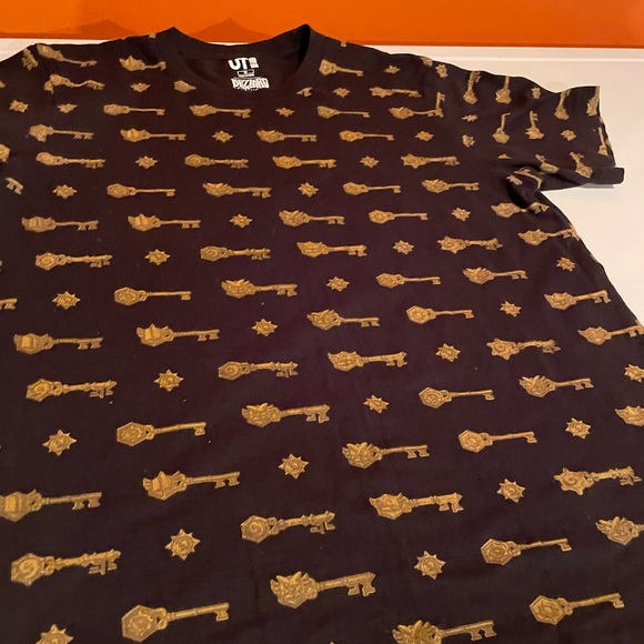 🕹️ Blizzard X Uniqlo Black & Gold Keys Tee Shirt US M🕹️ - Picture 14 of 15